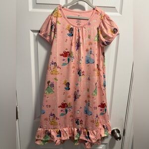 Disney nightgown 7/8